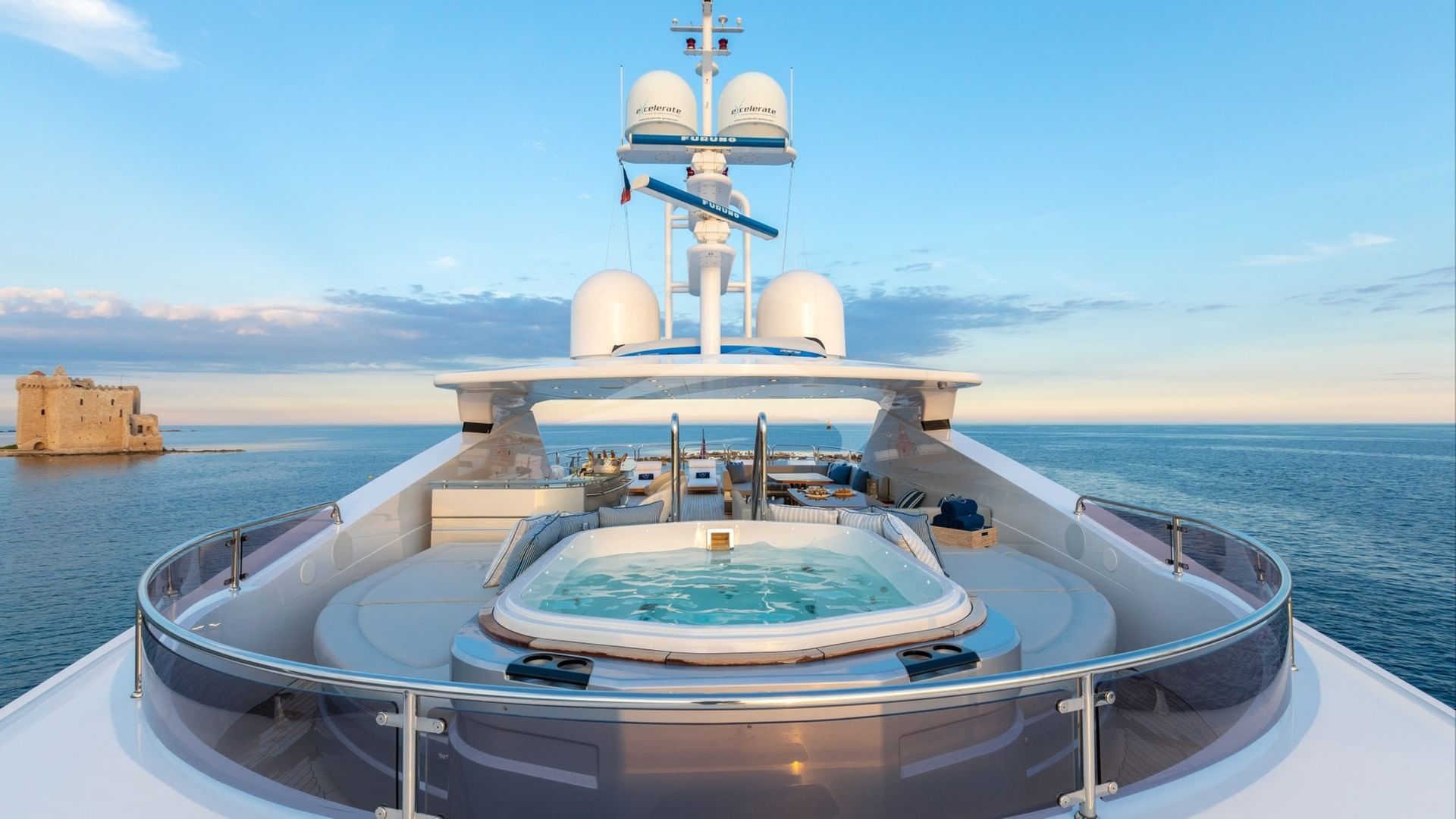 Sun Deck Jacuzzi