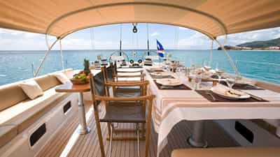 Al Fresco Dining