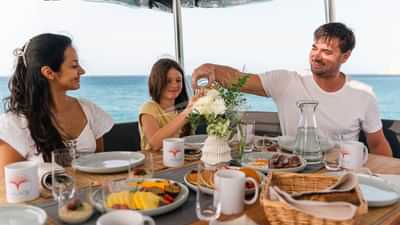 An alfresco breakfast