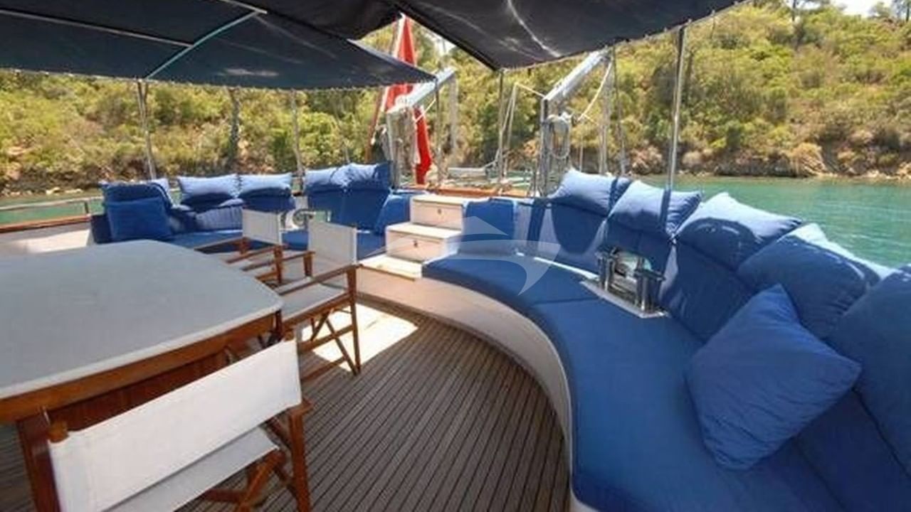 Deck Seating