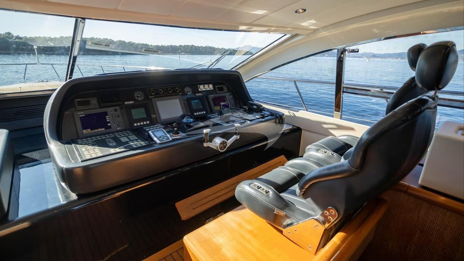 BEST MOUNTAIN, photo from the yacht portfolio 19