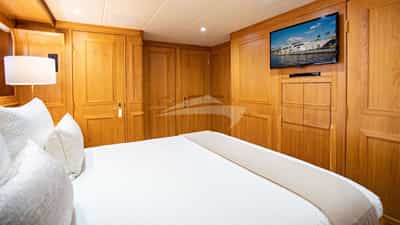 Double Cabin