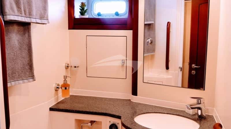 ELVIS MAGIC 20m sailing yacht charter, photo 10
