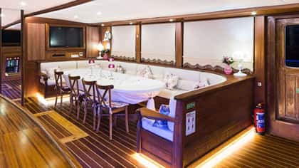 S NUR TAYLAN 35m sailing yacht charter, photo 13