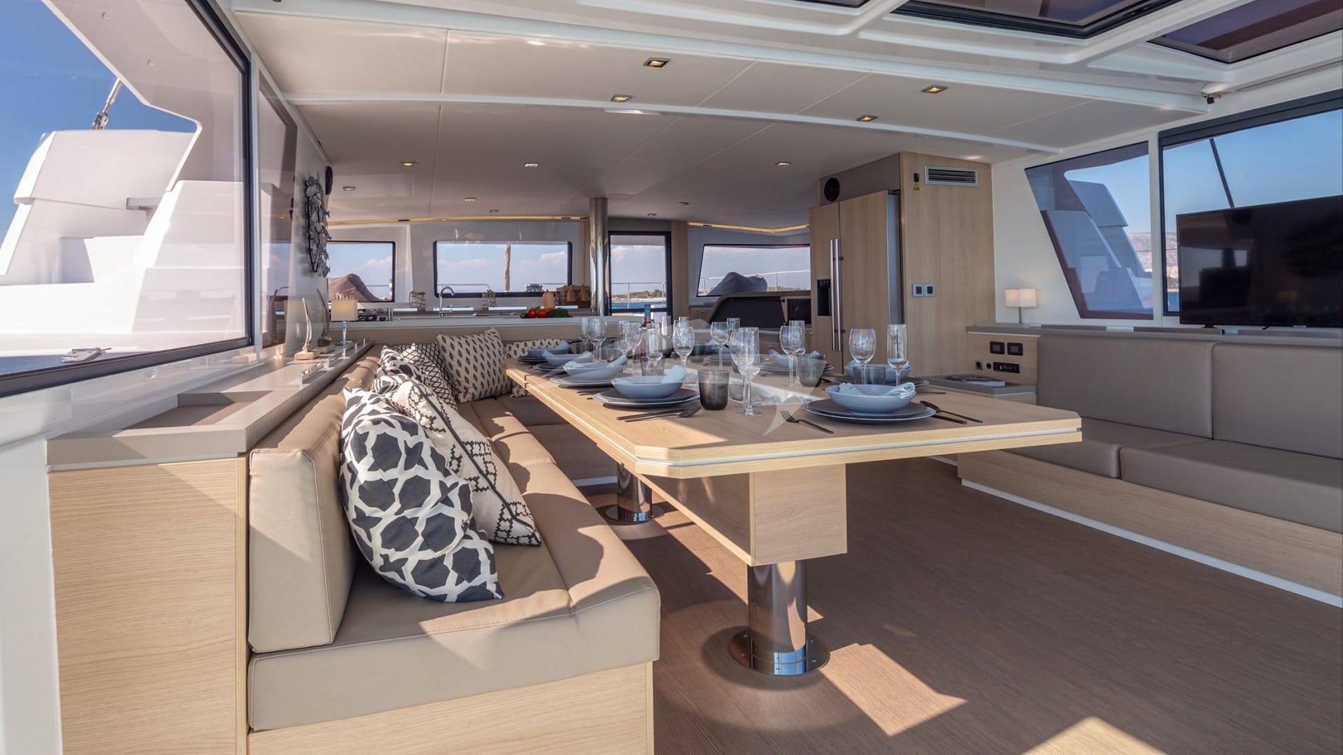 Aft Deck Seating