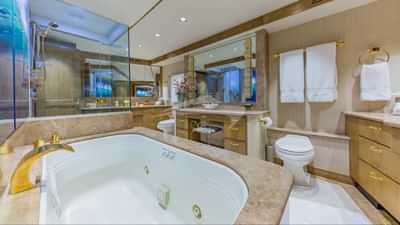 Master Ensuite