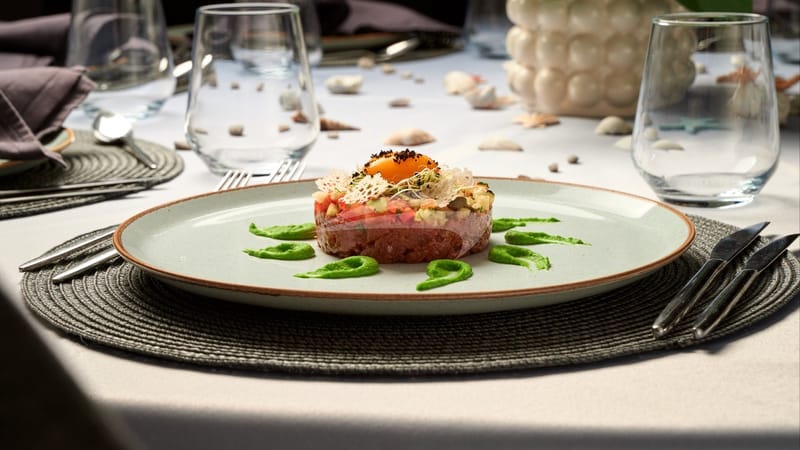 Dining Detail