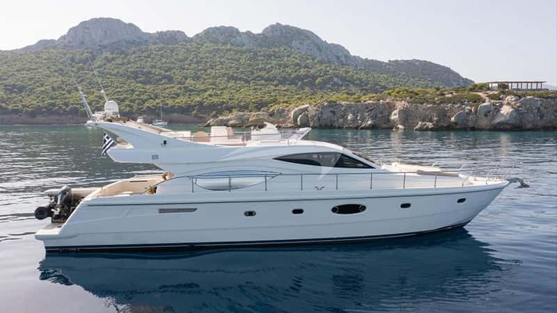 CARTE BLANCHE 17m motor yacht charter
