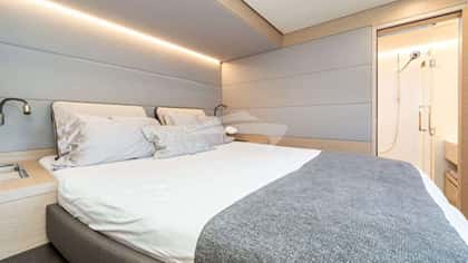 BLACK CAVIAR 17m sailing yacht charter, photo 8