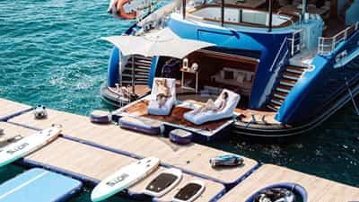Beach club and pontoon