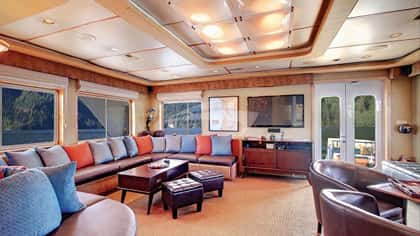 SAFARI QUEST 37m motor yacht charter, photo 6