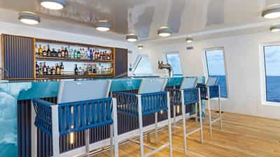 SUNDECK BAR
