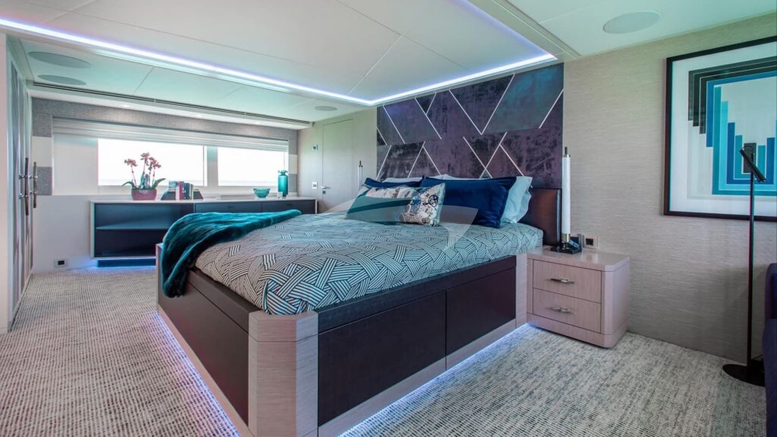 CURFEW II, photo from the yacht portfolio 11