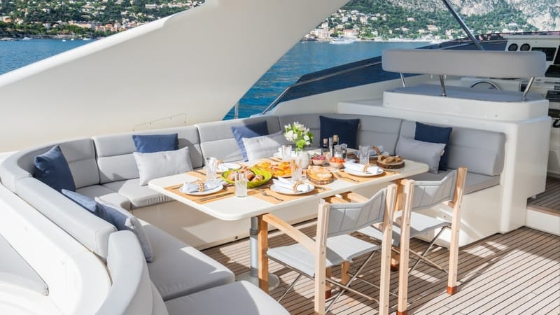 Sundeck al fresco