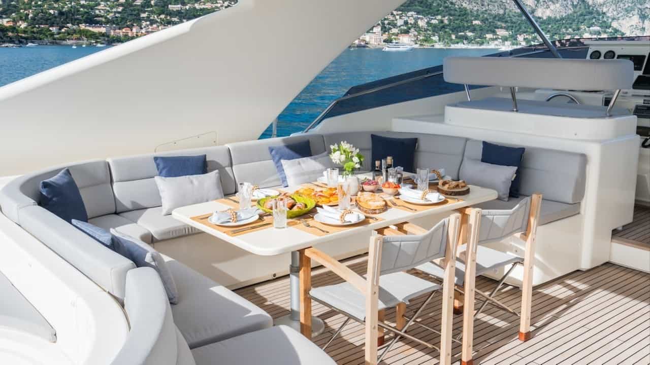 Sundeck al fresco