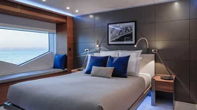 Guest cabin