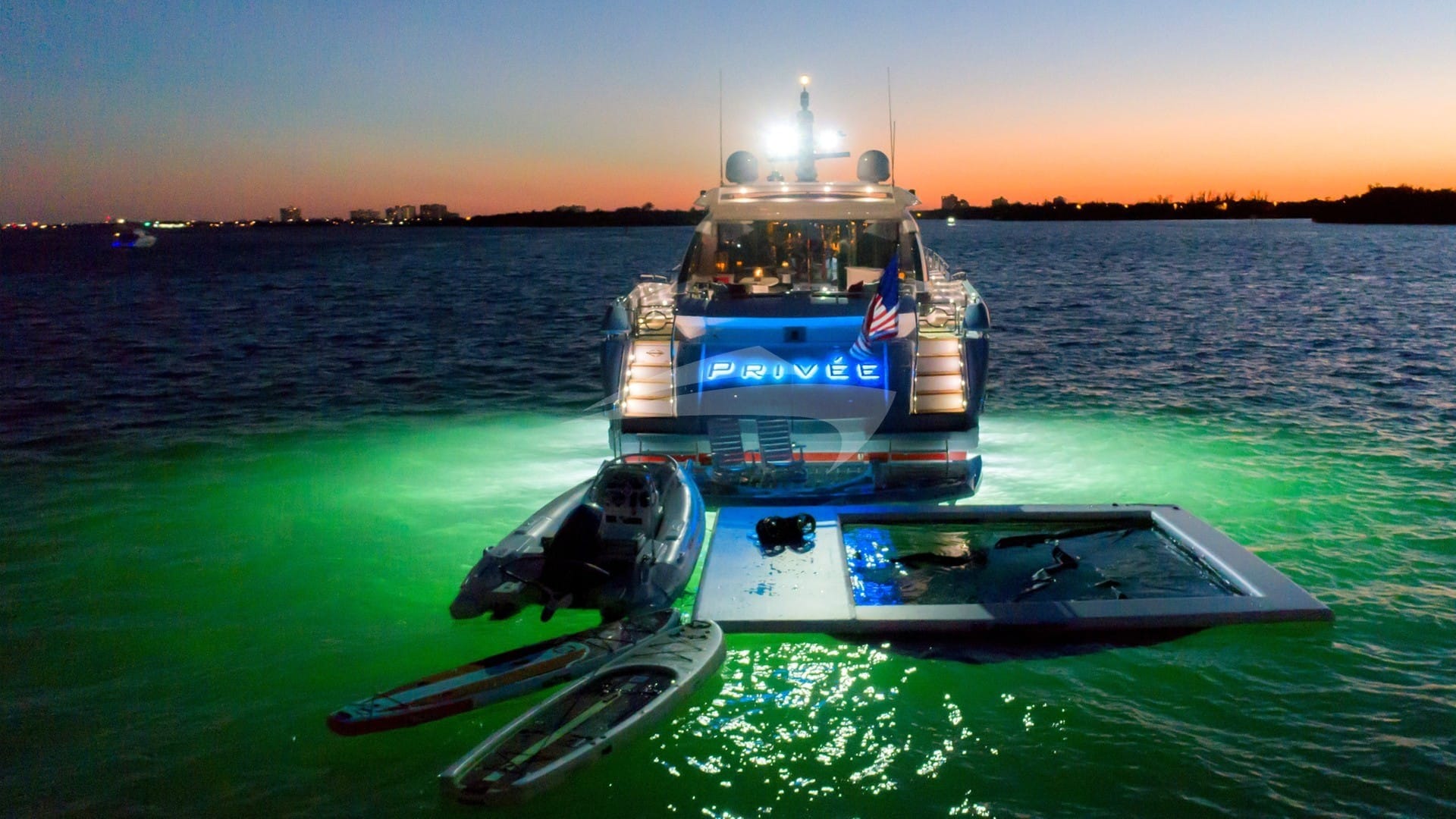 Stern with Great Toys