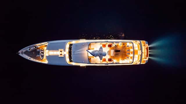 TE MANU yacht charter photo 5