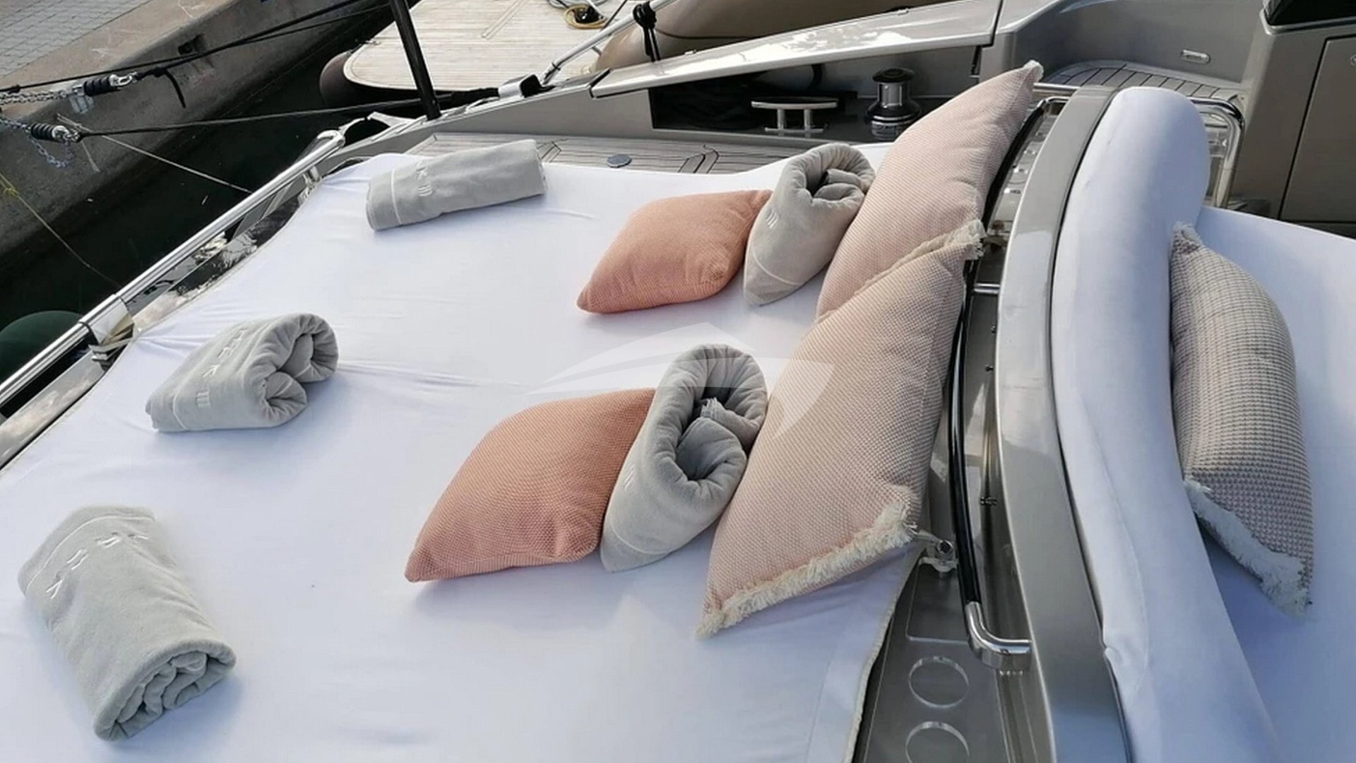 Aft Deck Sun Pads