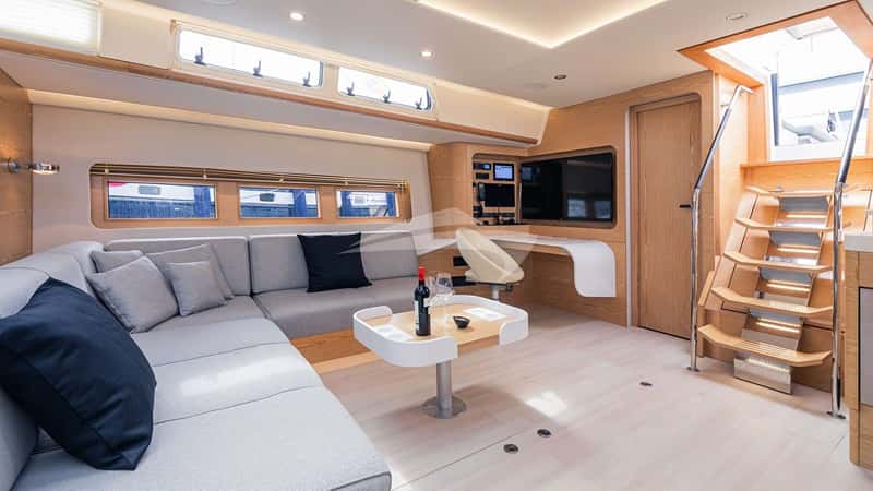 AGARIMO SIX 21m sailing yacht charter, photo 5