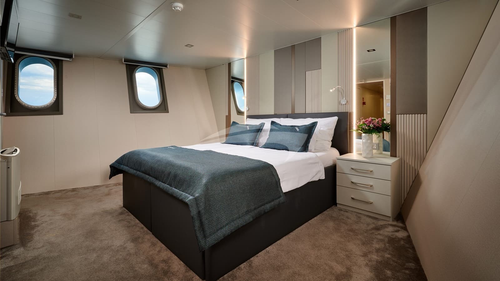 OHANA, photo from the yacht portfolio 27