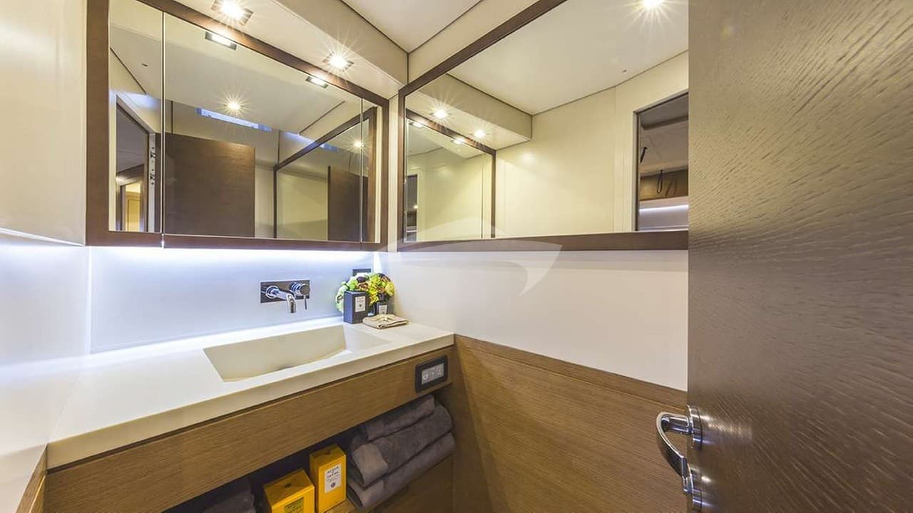 JIKAN, photo from the yacht portfolio 7