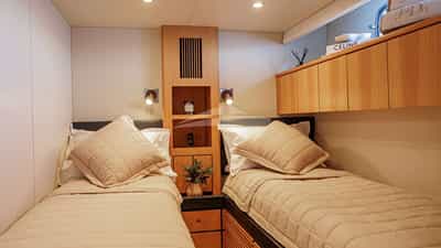 Twin Cabin