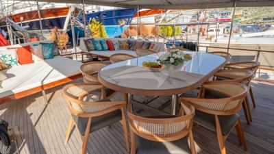 Deck Seating