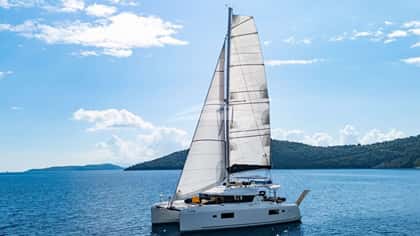 LUNA 13m sailing yacht charter, photo 9