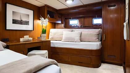 MY LOTTY 27m sailing yacht charter, photo 12