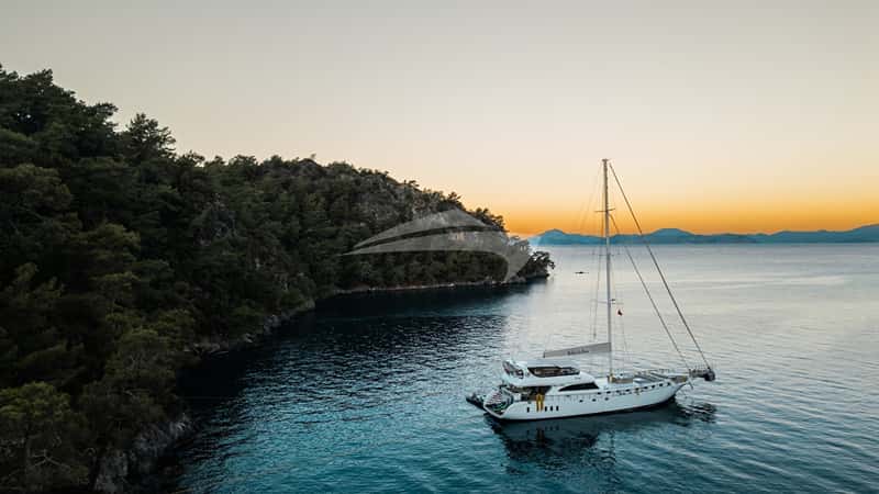 BELGIN SULTAN 35m sailing yacht charter, photo 6