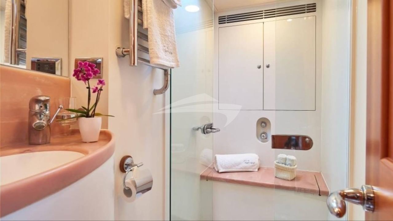 DARK_STAR_OF_LONDON_Trehard_Sailing_Yacht_for_charter_BGYB_008