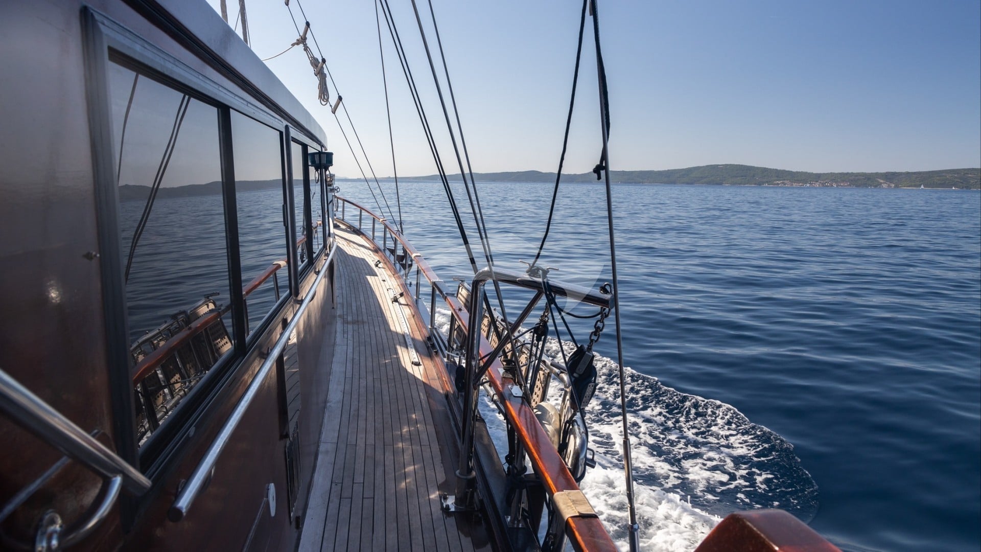 Side Deck