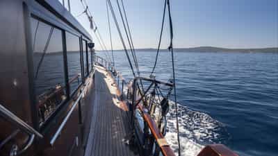 Side Deck