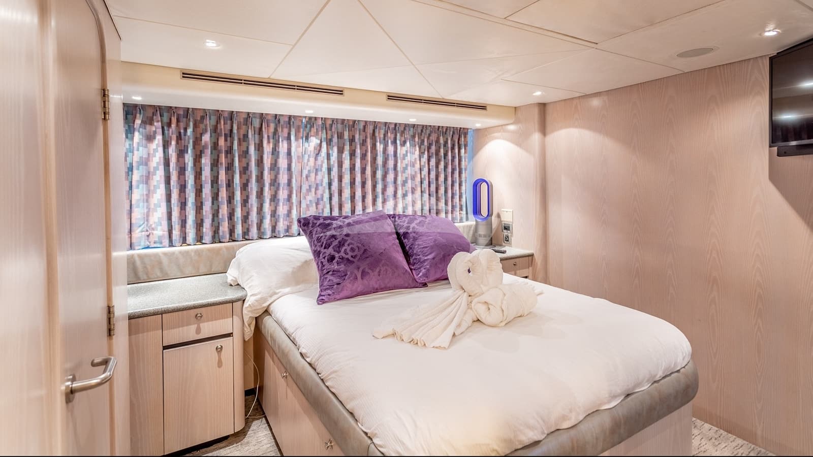 PRIME TIME, photo from the yacht portfolio 9