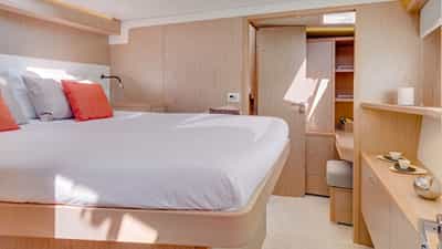Double Cabin