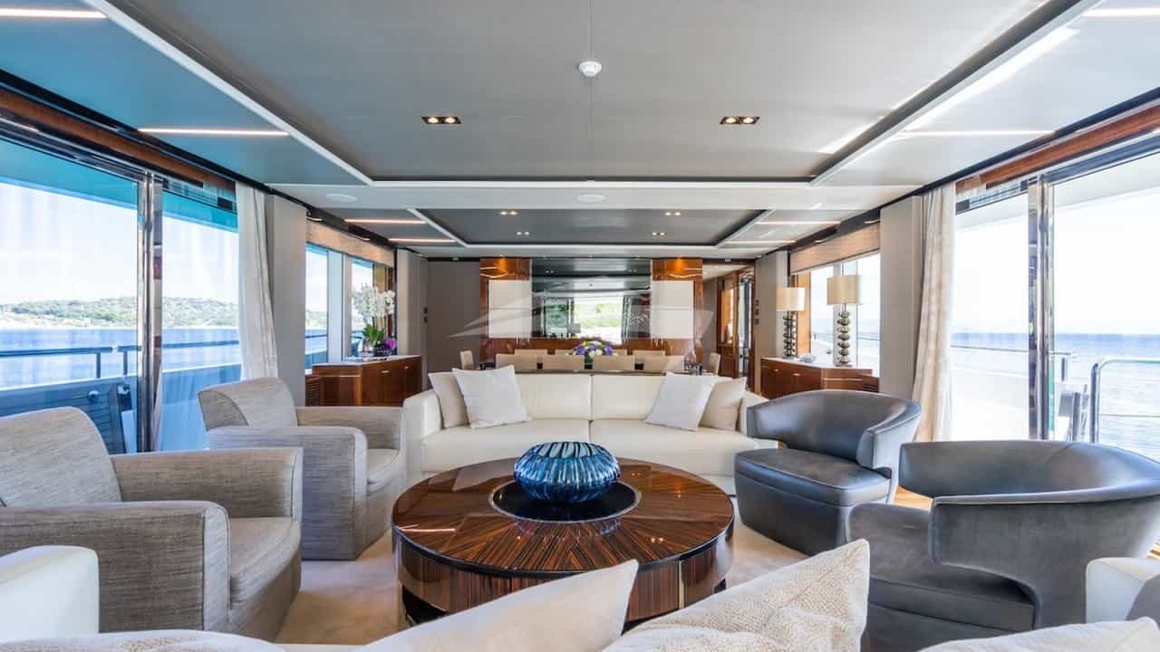 Main saloon