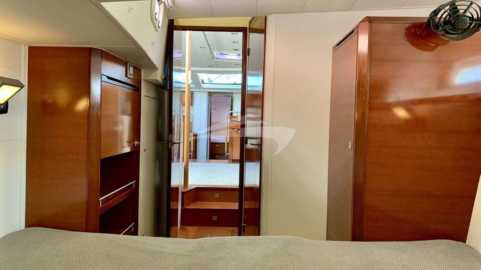 Guest Cabin alt view