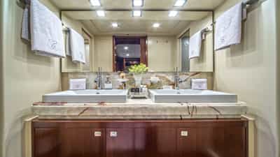 Main Deck Master Bathroom