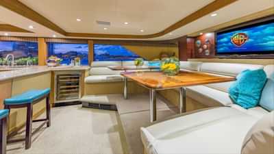 Galley / Country Kitchen