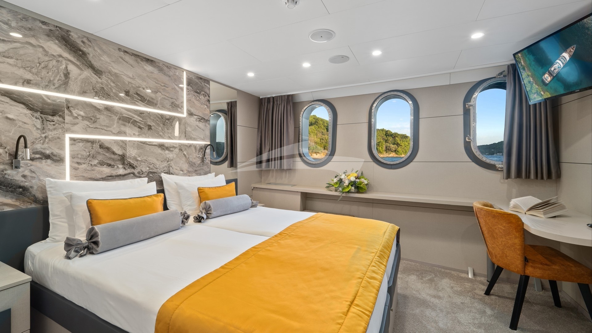 Guest Cabin