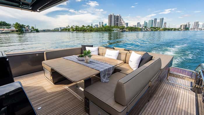 FULL POP 15m motor yacht charter, photo 3