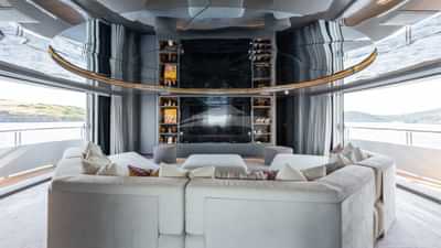 Skylounge with 83" Cinema screen