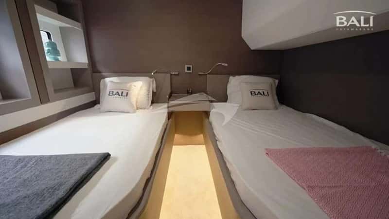 BLUE MOON 17m sailing yacht charter, photo 7