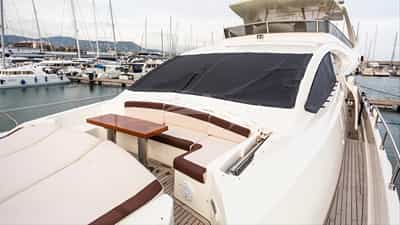 Foredeck Seating