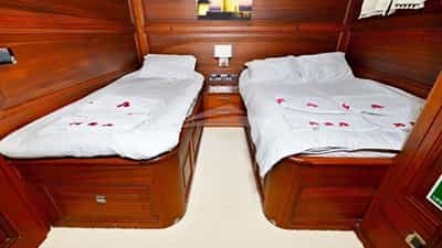Twin Cabin