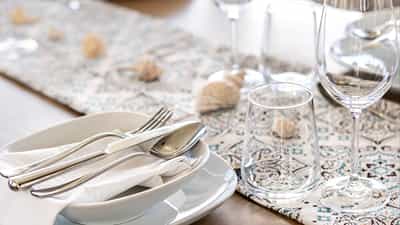 Dining details