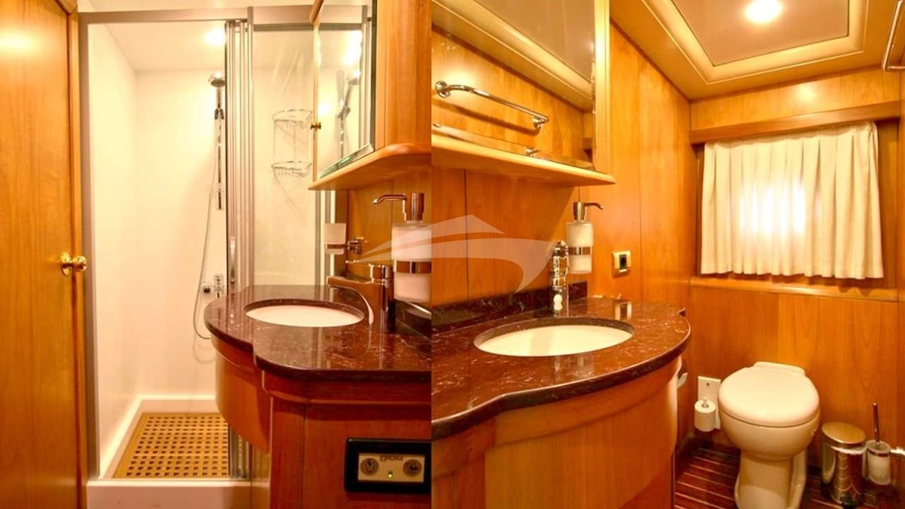 Twin Cabin Bathroom