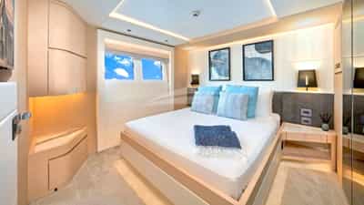Double Cabin