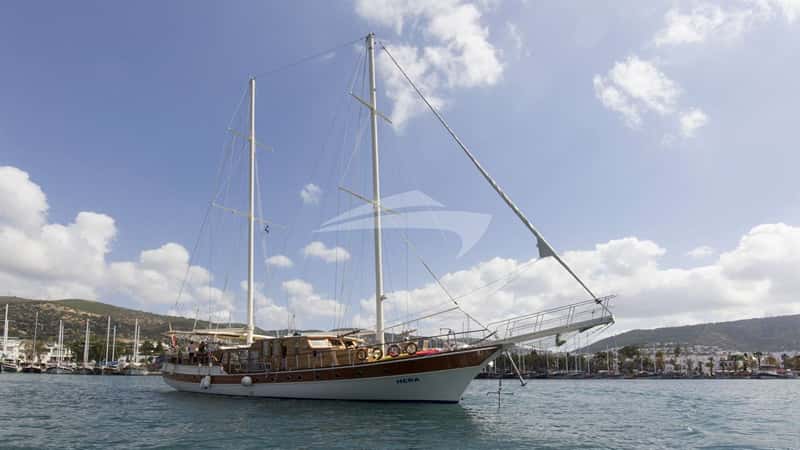 M/S HERA 26m motor yacht charter